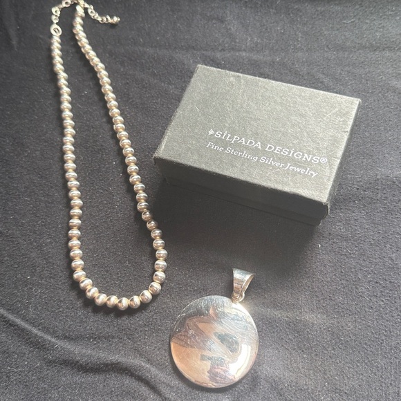 Silpada Silver Beaded Necklace with Round Pendant - Picture 2 of 5